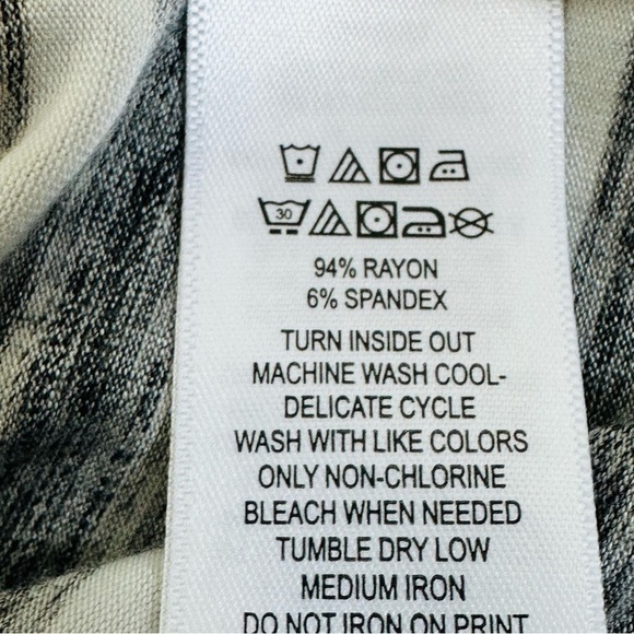 Dakini size Medium White & Gray Drawstring Waist Sleeveless Dress - Picture 12 of 14